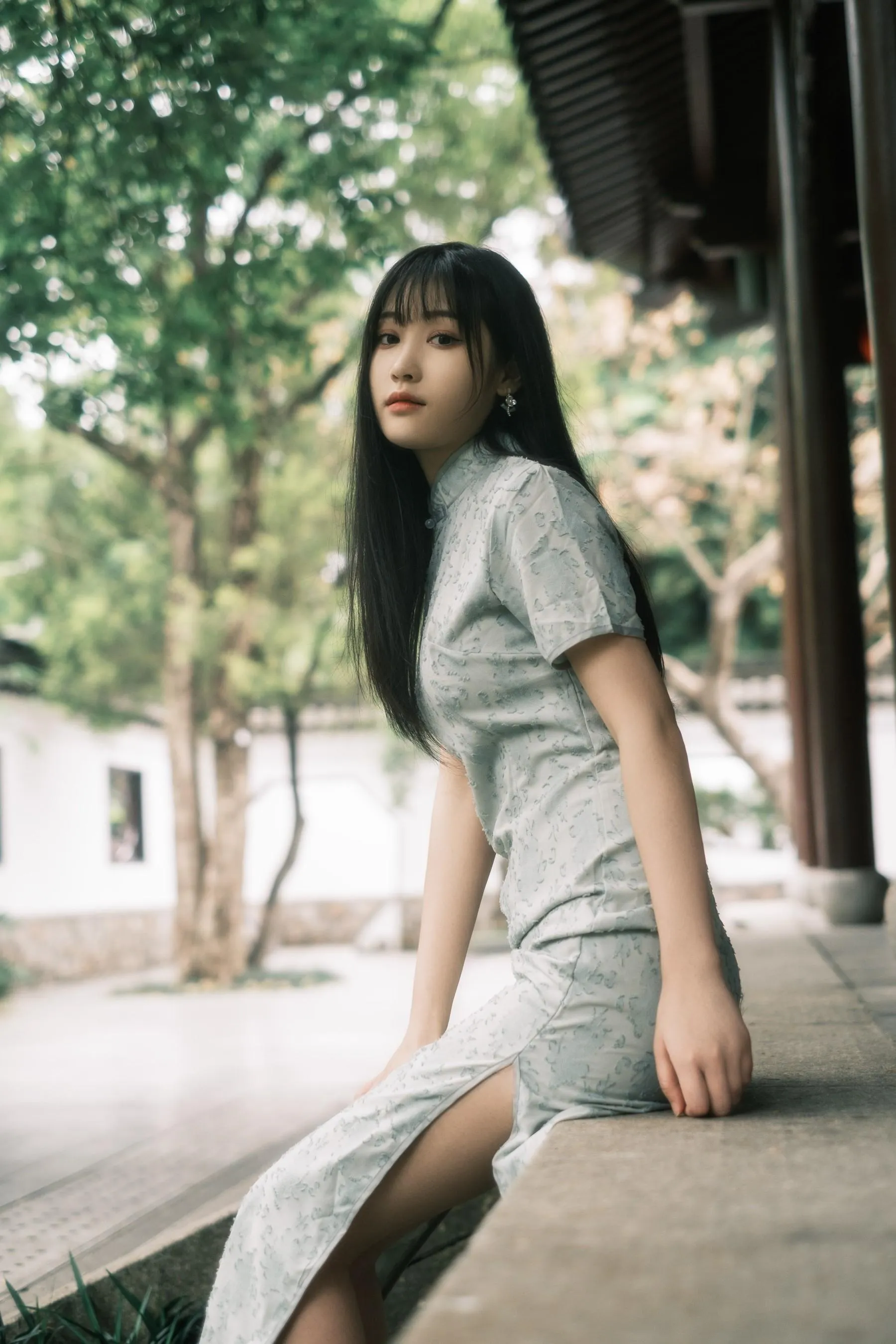 [艺图语] 2022.06.08 丁香一样的姑娘 呆呆 [34P]插图2